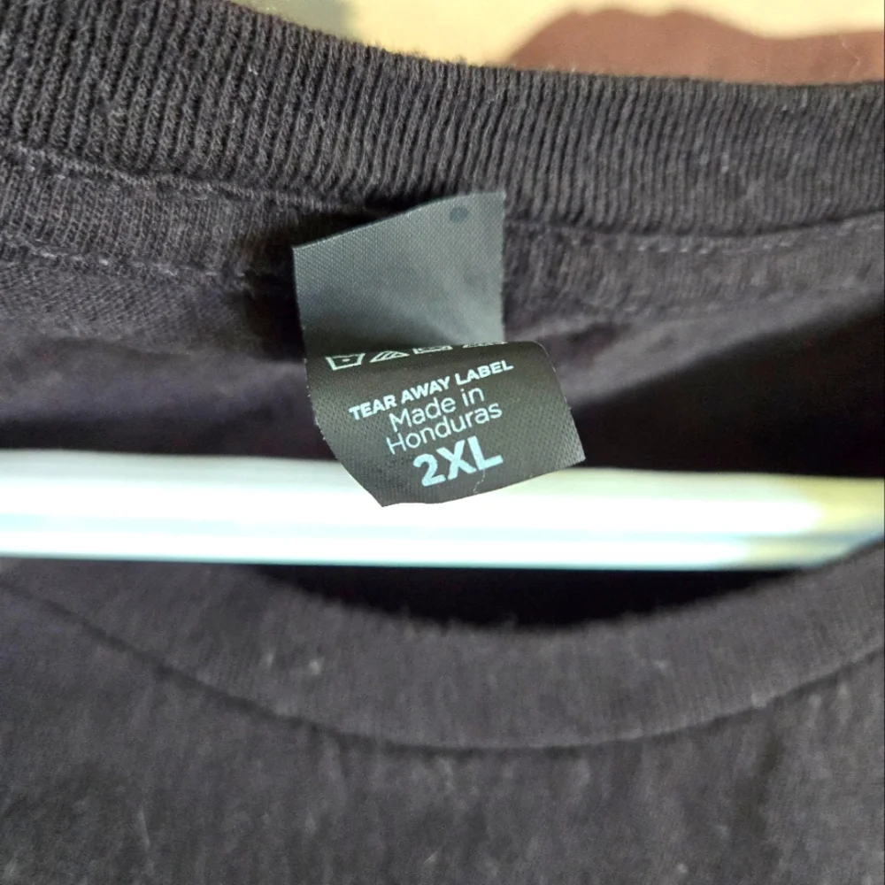 Luke Bryan 2018 tour shirt - Picture 6 of 6